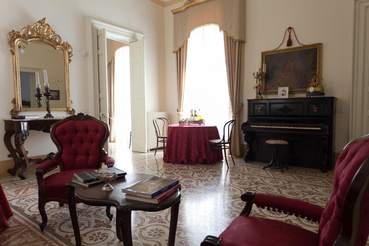 Palazzo Pio Apartment Lecce Zewnętrze zdjęcie